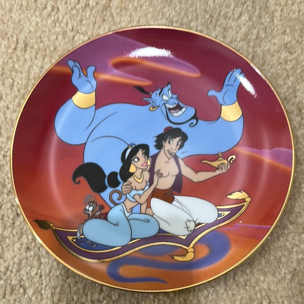 Aladdin and Genie Decorative Plate NWOT
